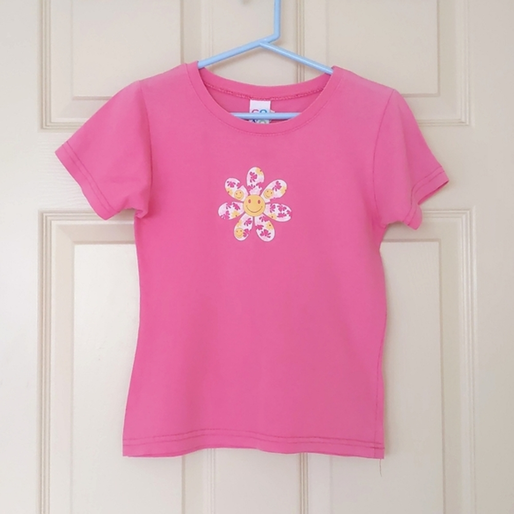 Color & Co. 100% Cotton Short Sleeve Tee with painted happy face flower.